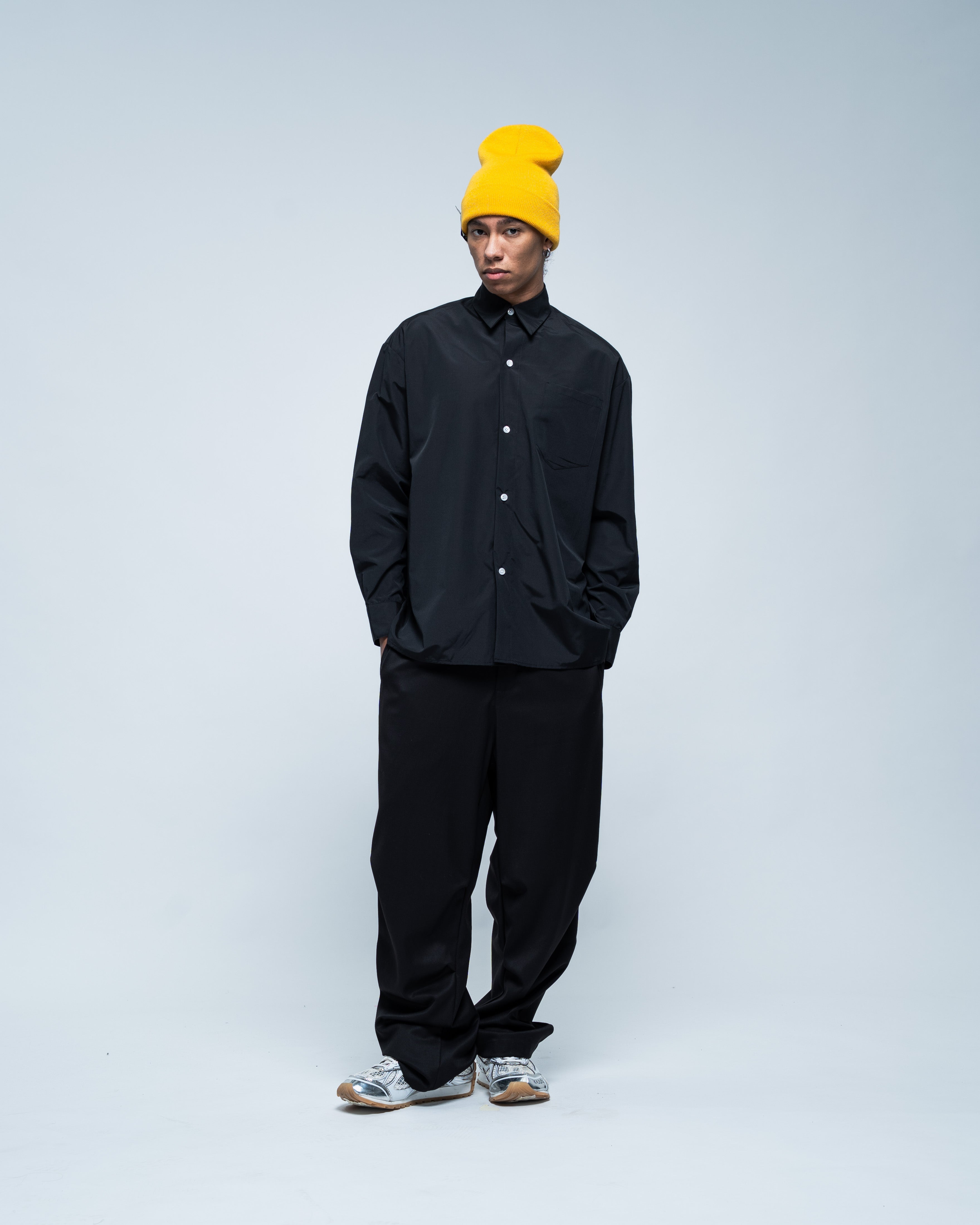 Essential Overshirt Black