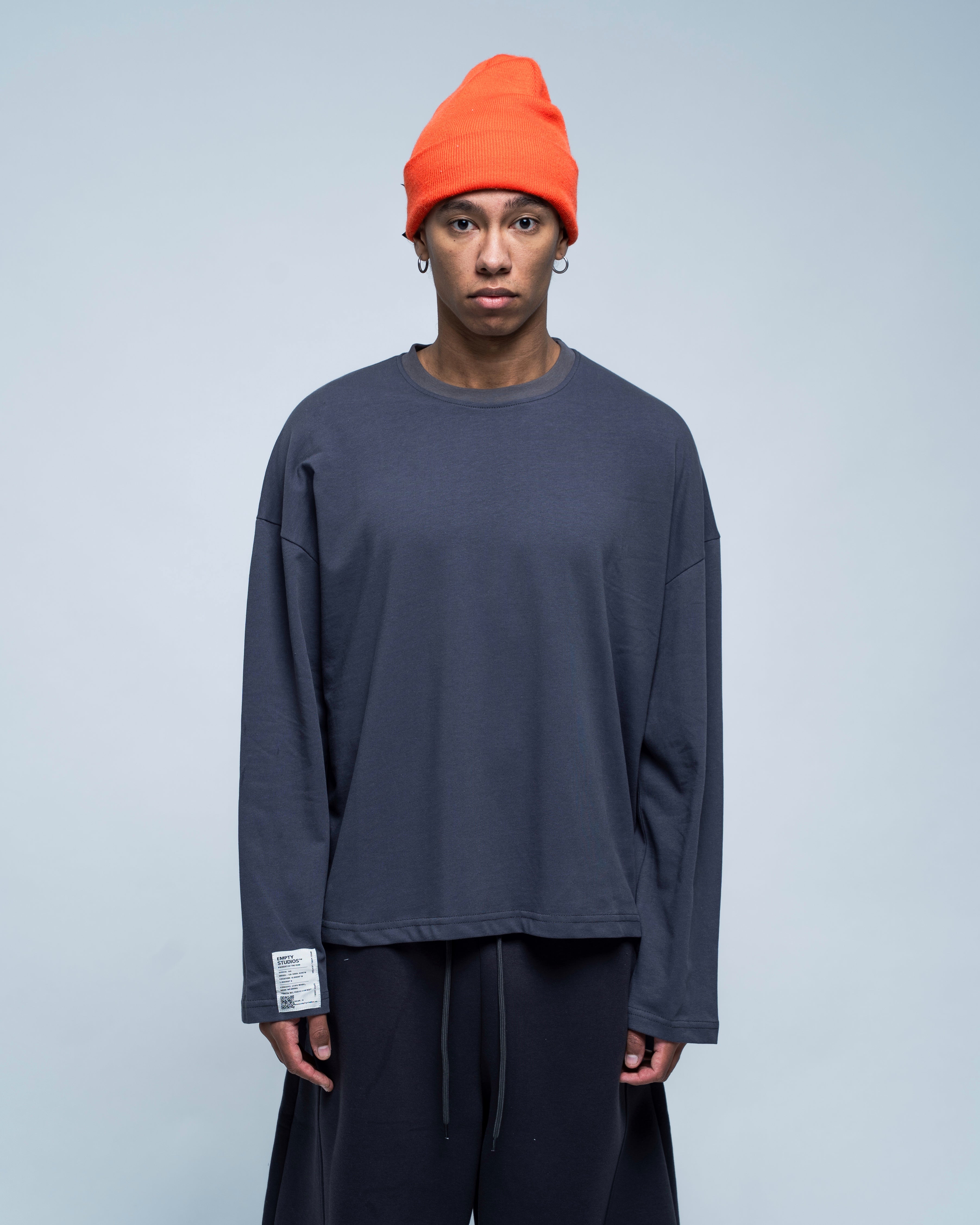 T-shirt gris à manches longues