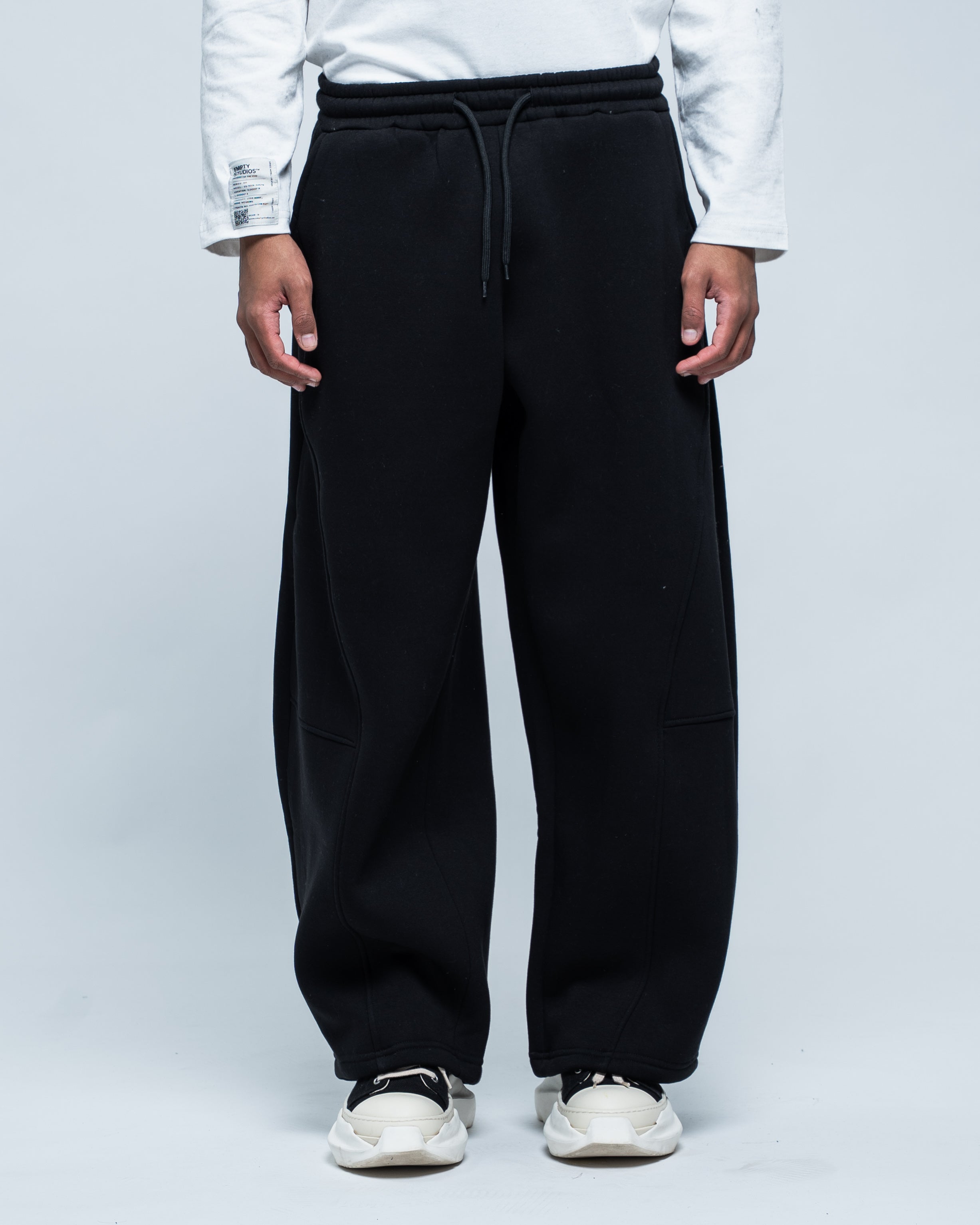 Balloon Sweatpant Black