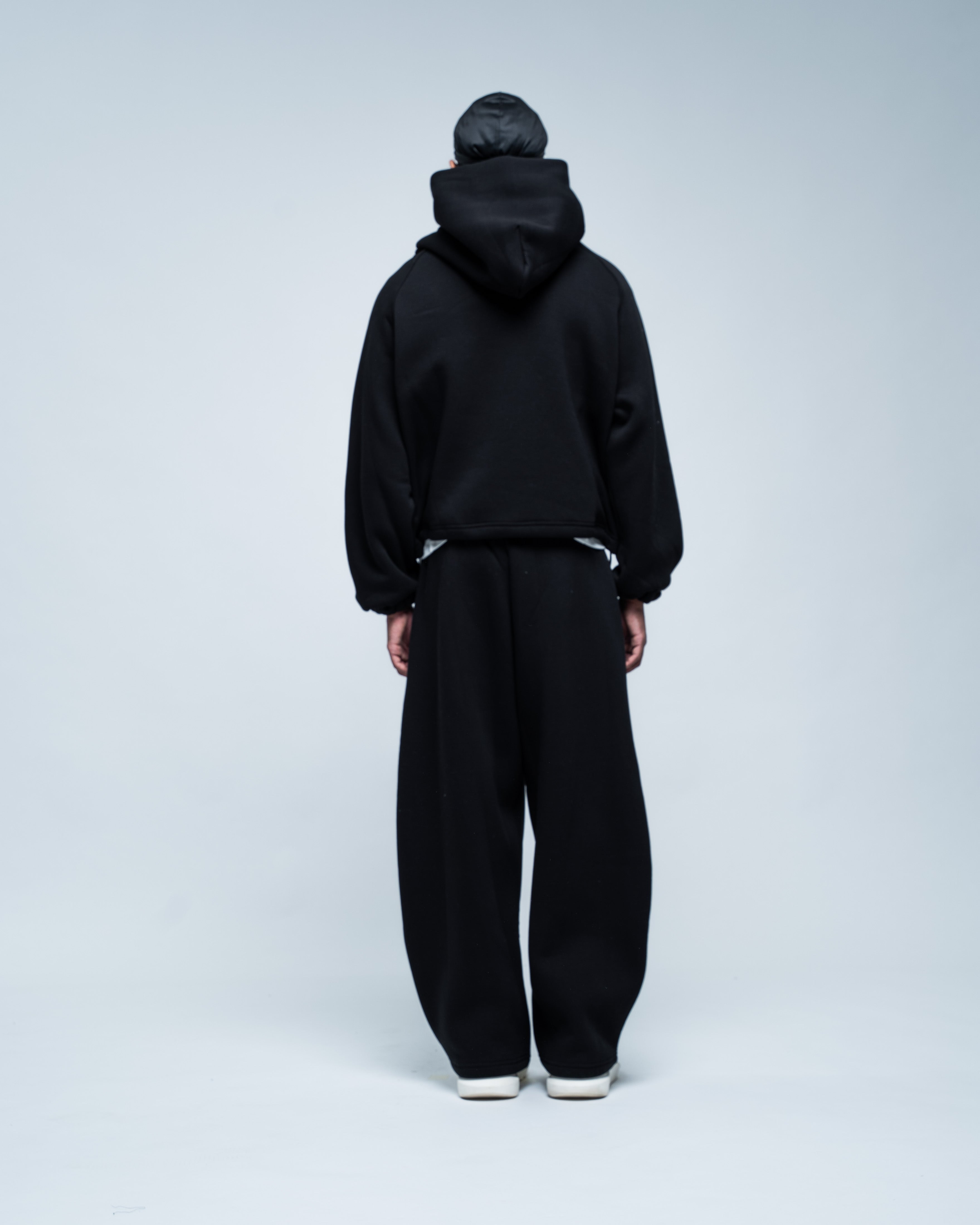 Balloon Tracksuit layer Black