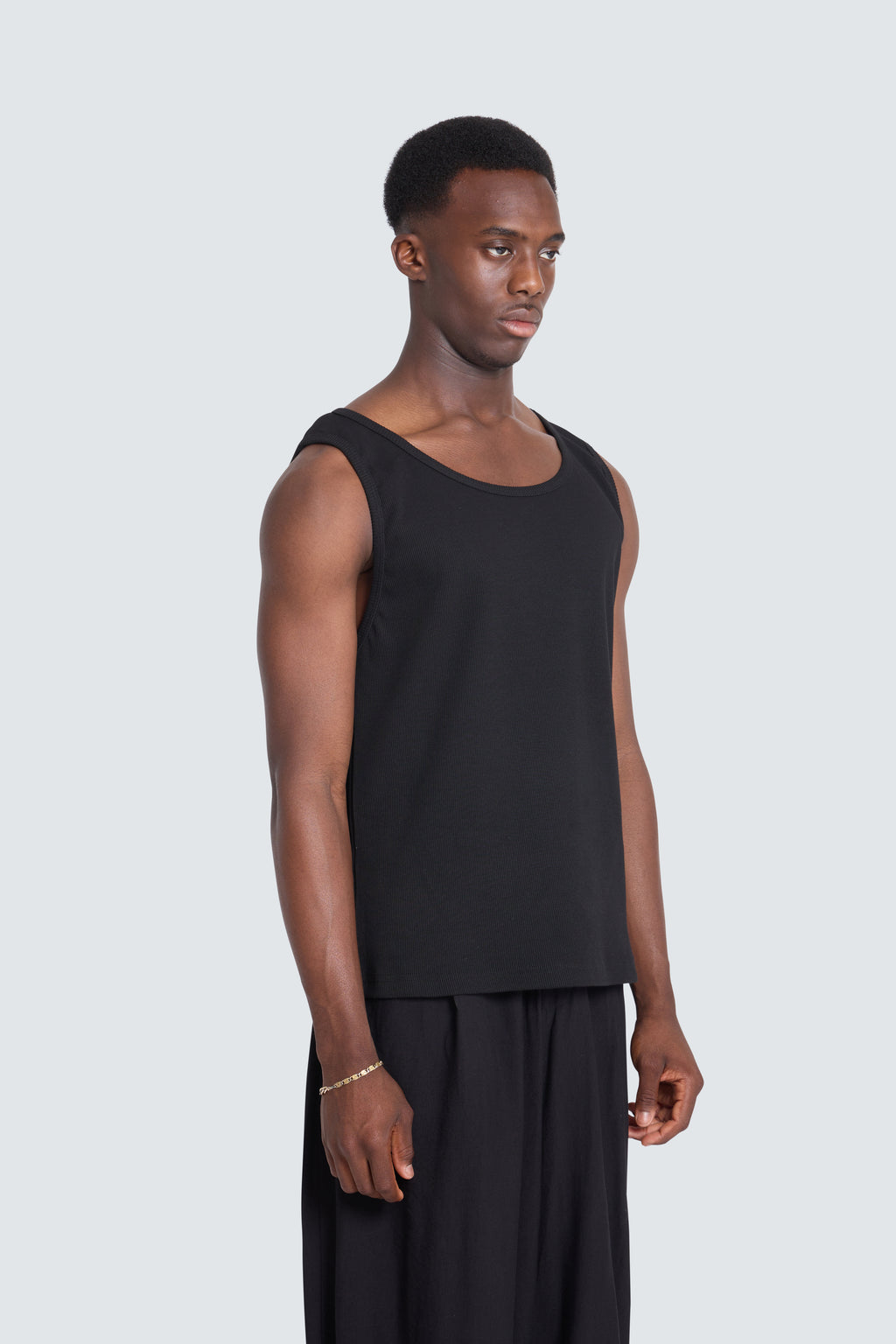 Essential rib tank black