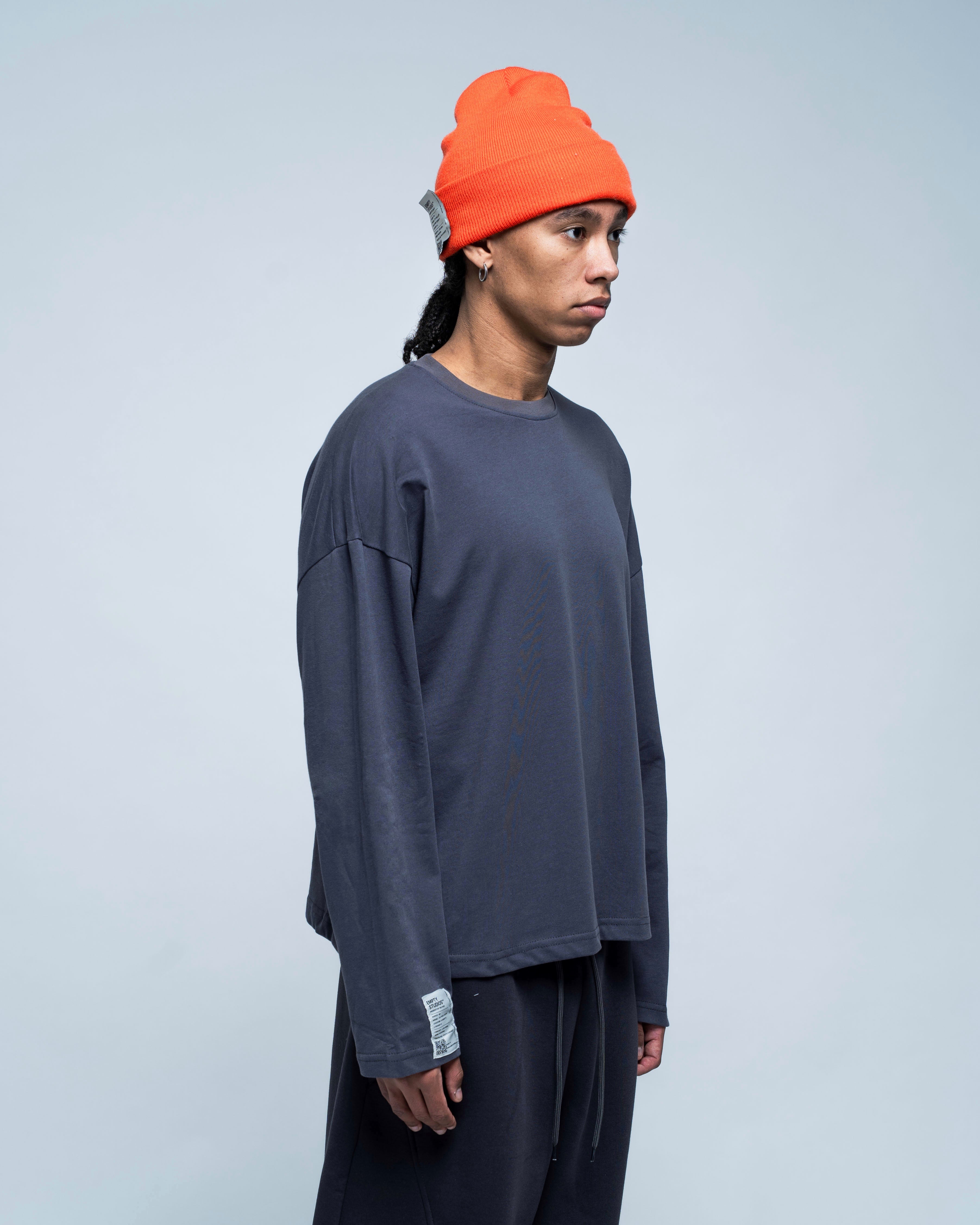 T-shirt gris à manches longues