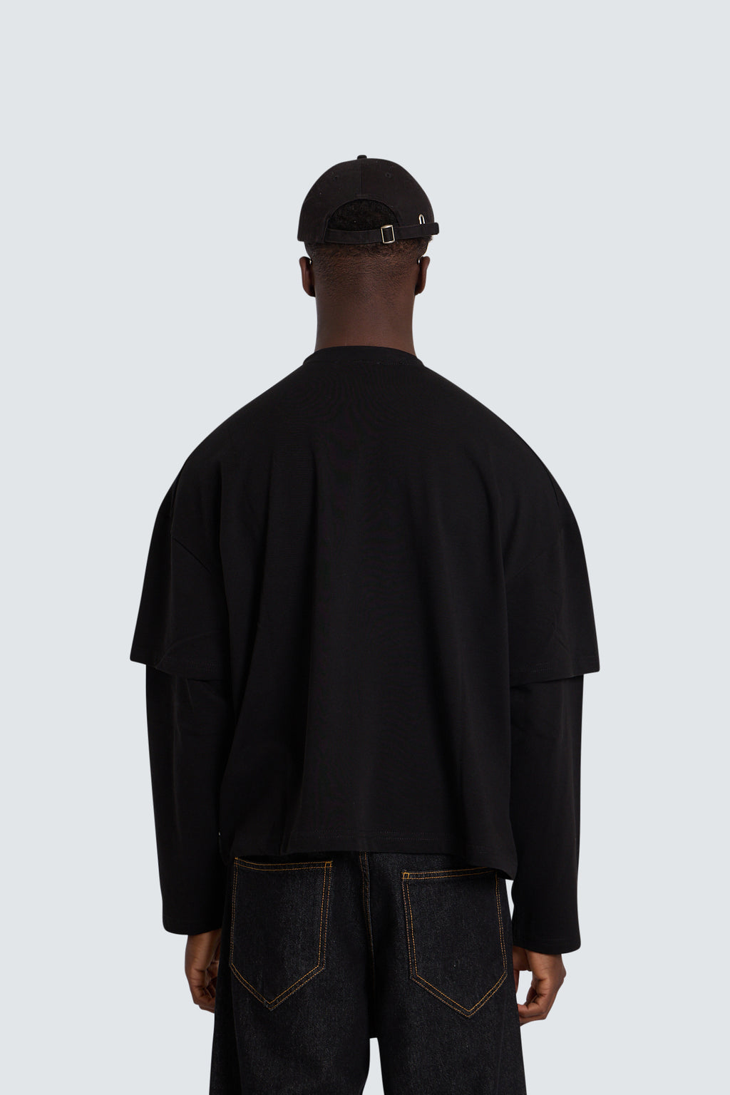Statement Tee Black