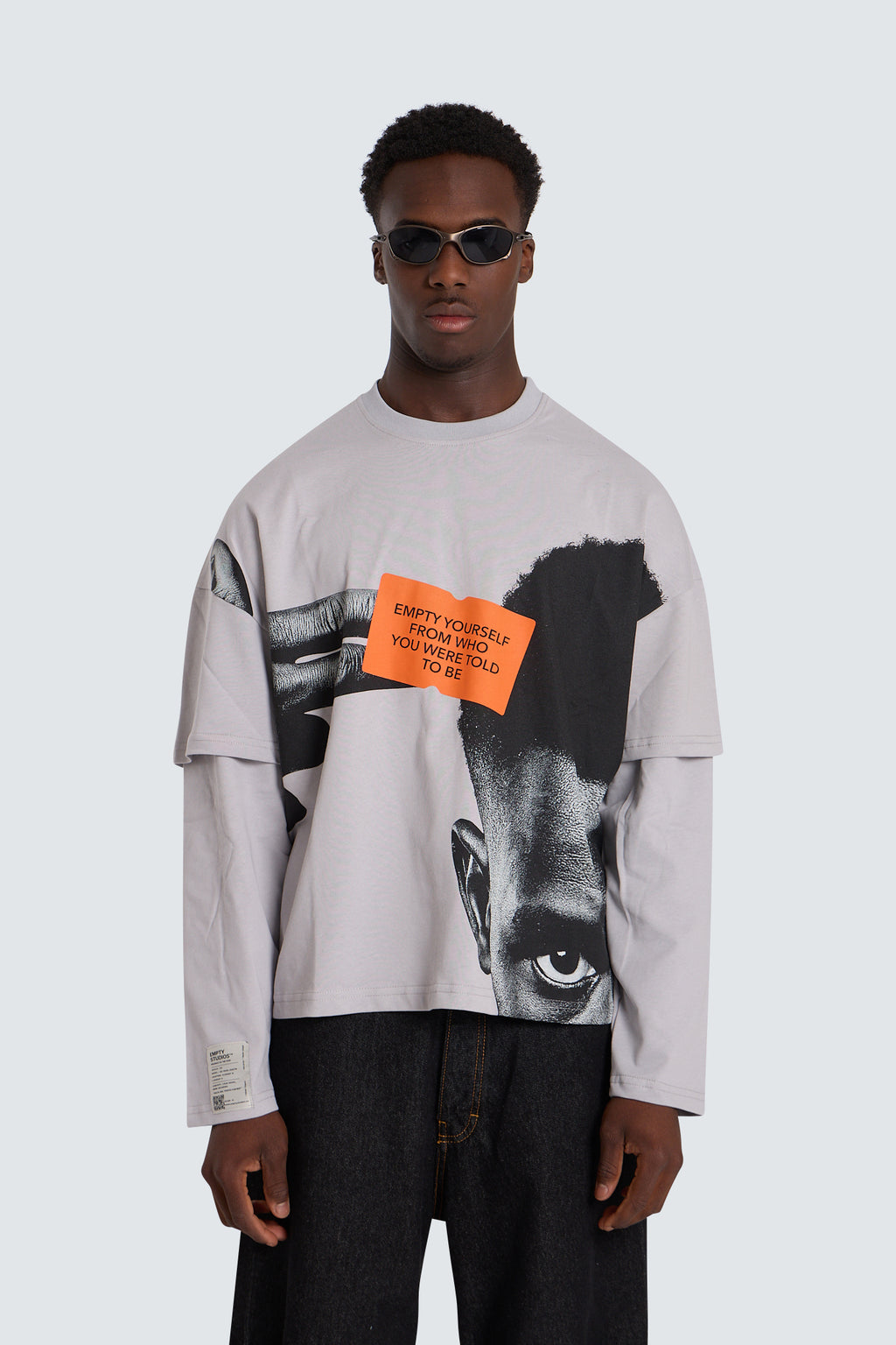 Statement Tee Grey