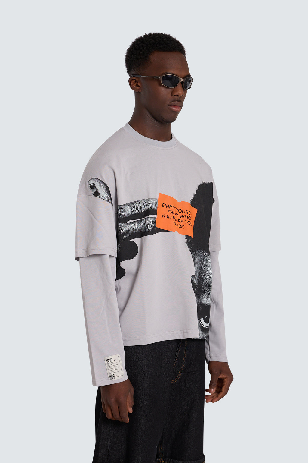 Statement Tee Grey