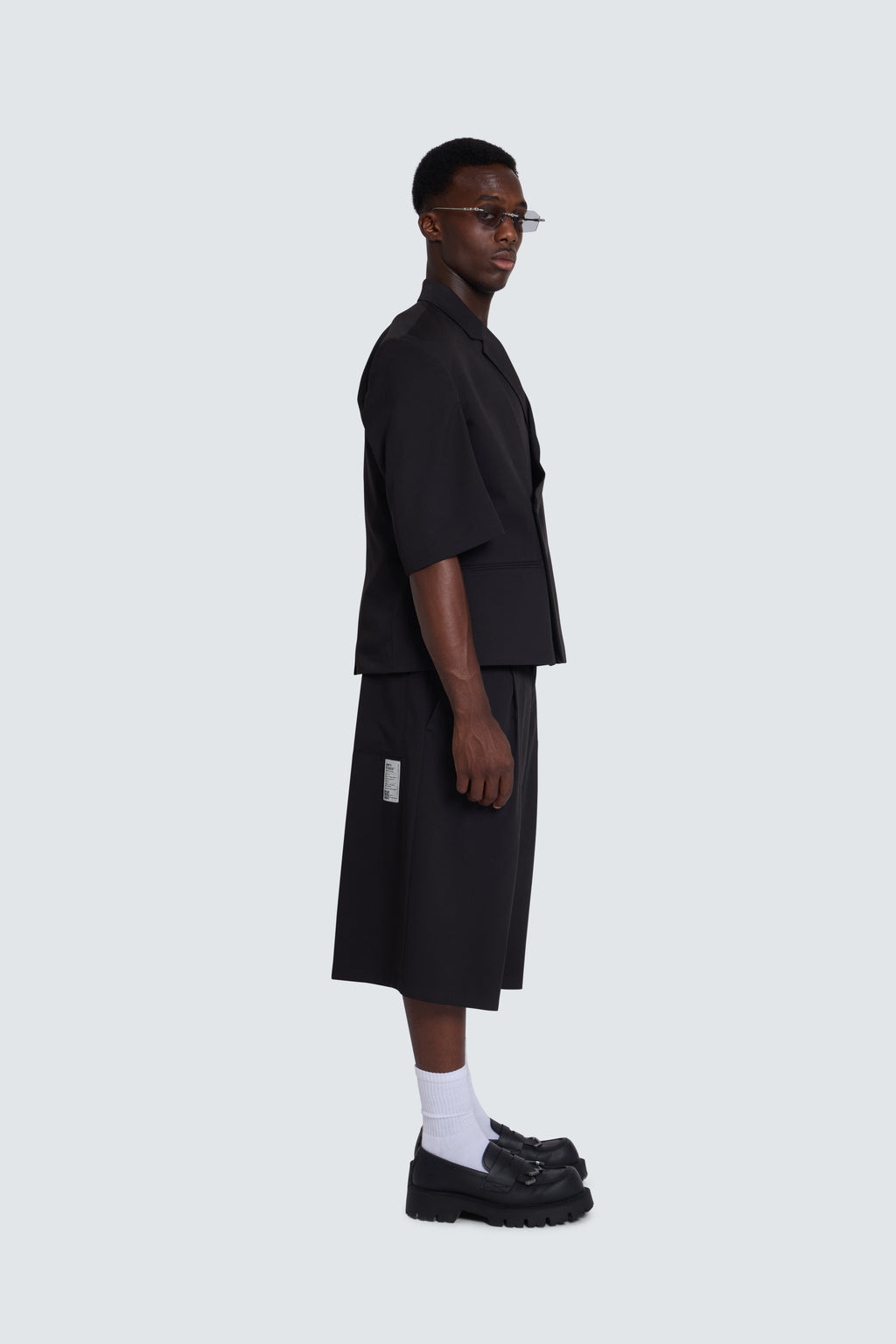 Studio Suit Light Black