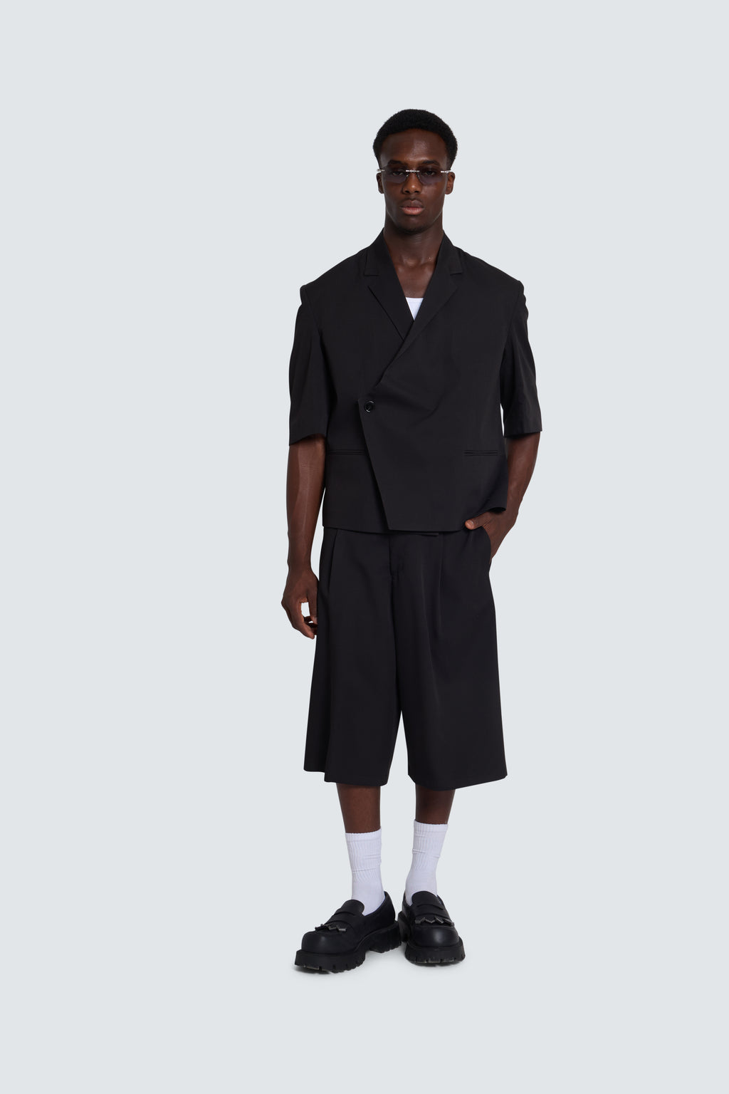 Studio Suit Light Black