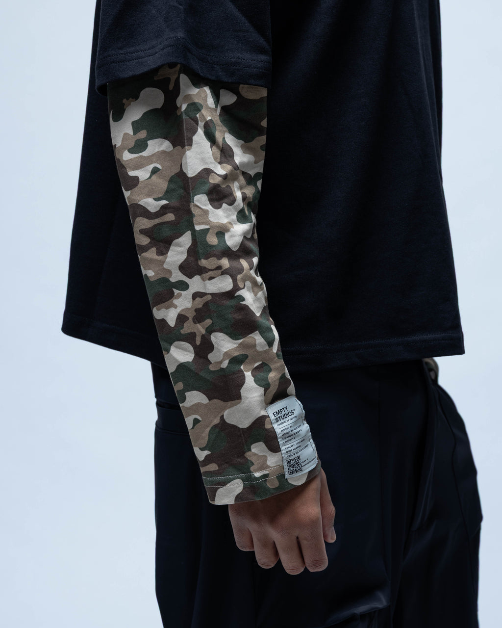 T-shirt noir double couche