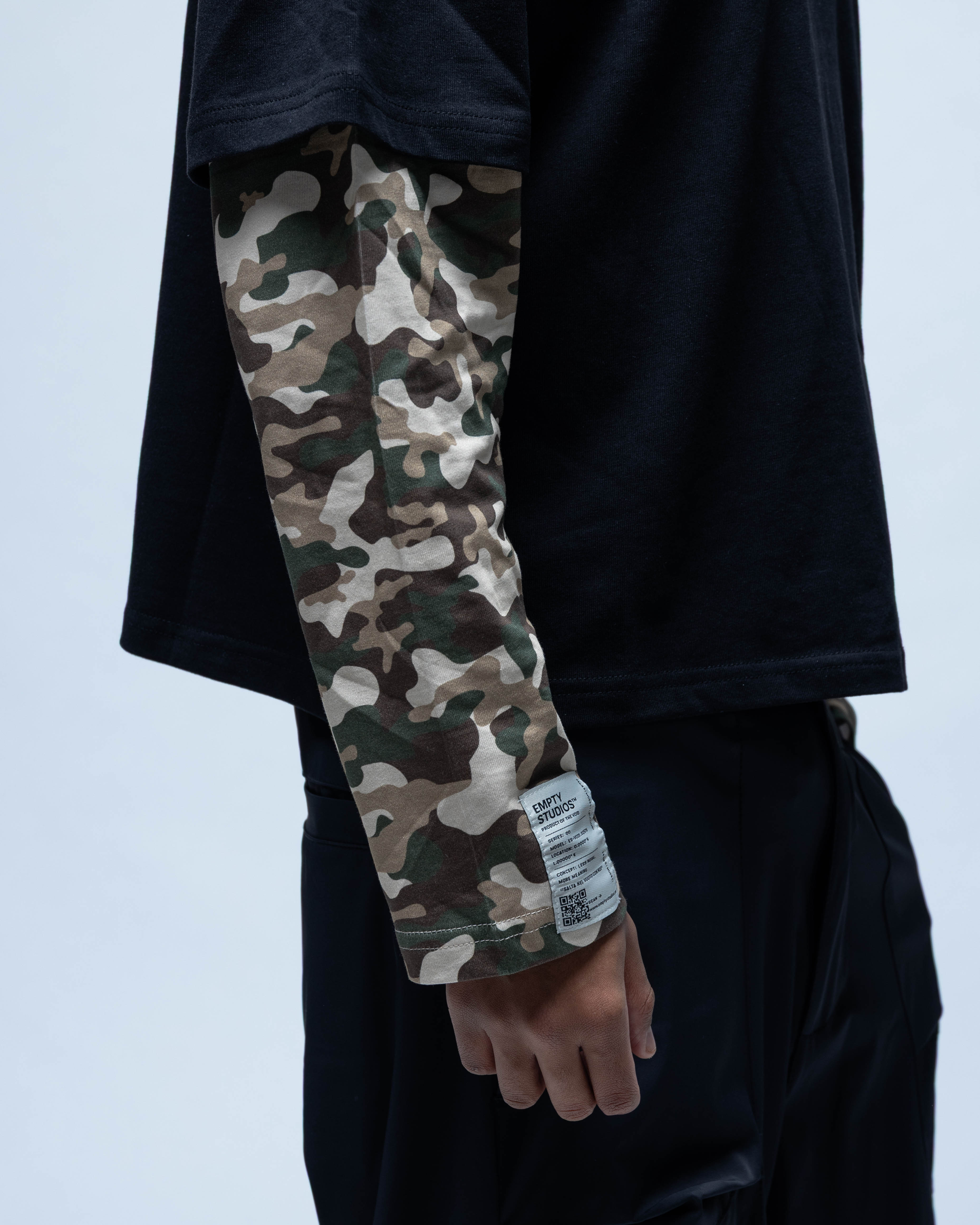 T-shirt noir double couche