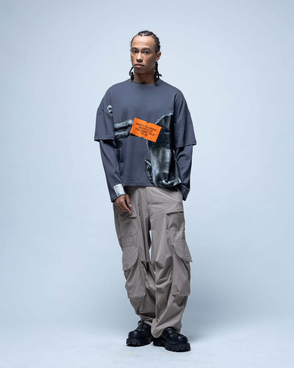 Statement Tee Dark Grey